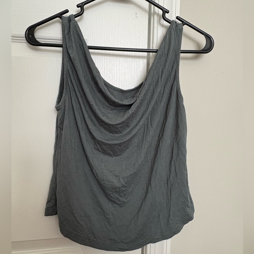 Blueish grey cider cropped tank